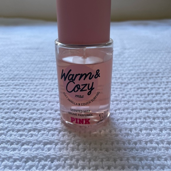 Victoria’s Secret PINK Warm & Cozy Body Mist - Picture 3 of 3